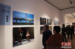第30届全国摄影艺术展览精品展走进江西南昌